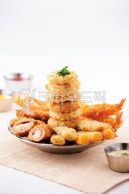 Assorted fried food,fried food,cheese sticks,fried squid,fried fish cake,fried shrimp,delicious,cooking,food,sauce,snack