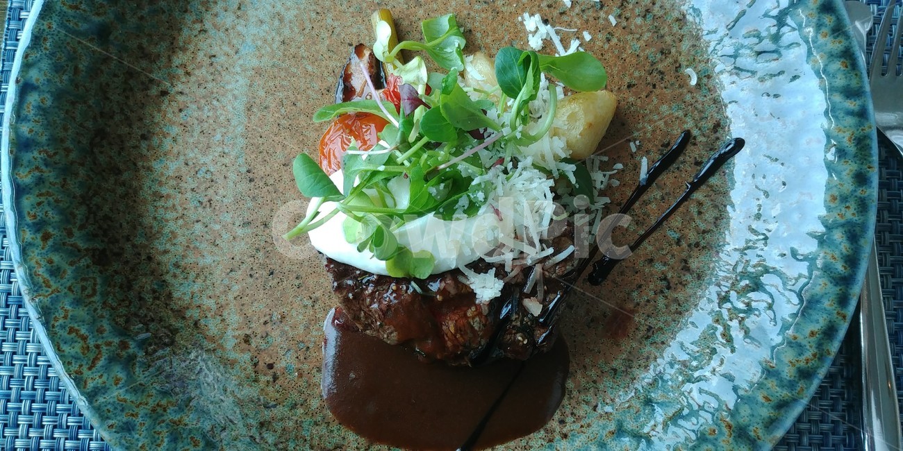 스테이크,안심스테이크,steak,tenderloinsteak,음식,양식,플레이팅,수란