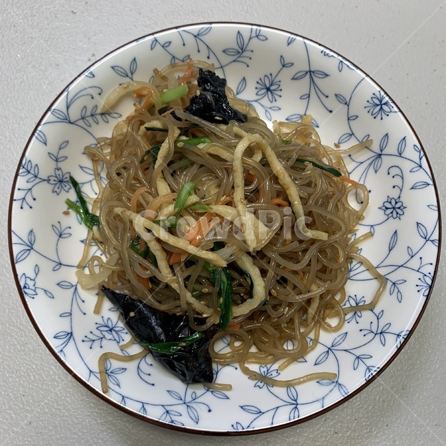 잡채,잔치음식,명절음식,생일상,면요리,잡채요리,당면,음식,식재료,요리,food,cook,meal,dishes,food reserves,면류,면요리,noodles,한식,한국음식,한국요리,korean food,korean dishes,korean meal,korean cook