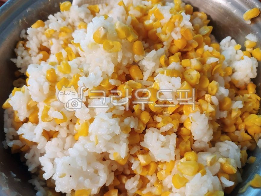 pot rice,corn,Chodang Corn,yellow,yellow rice,Chodang Corn Rice,rice,food,special meal,corner,pot,corn rice,sweet