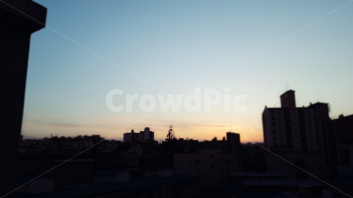 노을,일몰,밤하늘,감성,몽환,옥상,하늘,겨울,겨울밤,도시,풍경,city,landscape,한국도시풍경,한국도시경관,korea cityscape,실루엣,그림자,silhouette,shadow,nature,자연,outdoors,옥외,sky,sunset,dawn,새벽,red sky,붉은 하늘,dusk,황혼