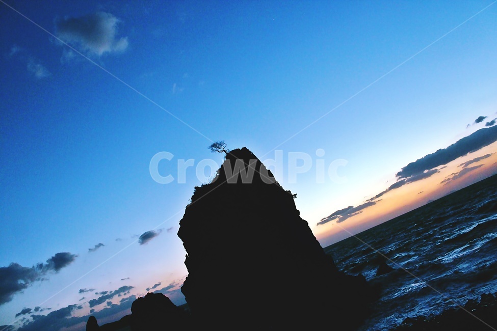 nature,자연,outdoors,옥외,바위,바다,야경,푸른빛,nightview,nightscene,sea,ocean,rock,boulder,한국자연풍경,한국자연경관,korea nature landscape