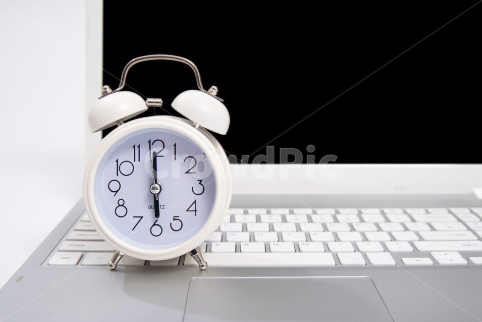 concept,office,laptop,space,computer,working hours,office supplies,business concept,copy space,alarm,copy,Business,alarm clock,business hours,margin,business,work,monitor,clock,employment,LCD,labor,pc,work time,time,internet,object,6 oclock