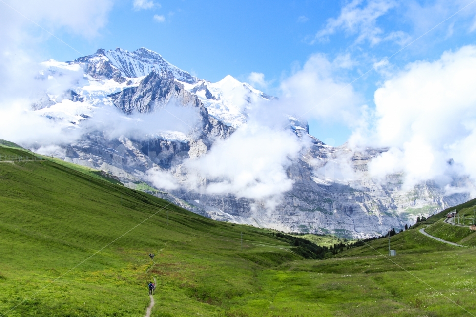 스위스,아이거산,Switzerland,Swiss,Eigermountain,자연,풍경,nature,landscape,해외,외국,세계,foreign,oversea,world,outdoors,옥외,mountain,산,mountain range,산맥,slope,경사