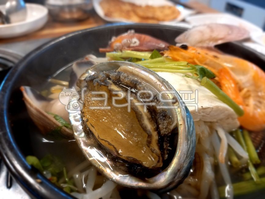 전복,해물,홍합,뚝배기,전복해물뚝배기,해물탕,음식,대하,새우,food,seafood,abalone,mussel,jumboshrimp