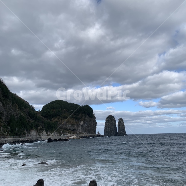 울릉도,촛대바위,바다,하늘,구름,풍경,해안선,ocean,nature,shoreline,감성,자연,풍경,nature,landscape