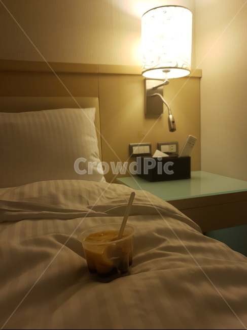 휴식,호텔,힐링,침대,조명,간식,sweet,furniture,인테리어,실내디자인,interior design