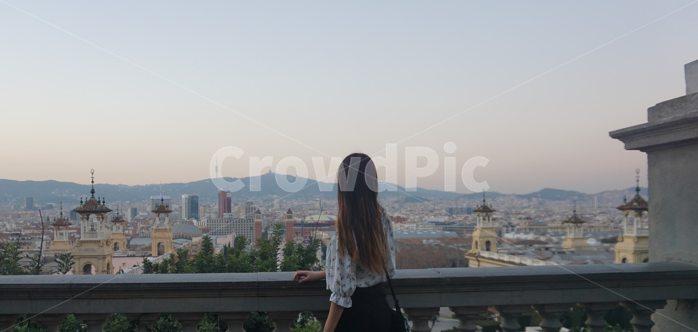 뒷모습,인물,여자,풍경,사람,lady,분위기,woman,girl,감성,도시,경치,view,human,person,노을,사람,인물,인간,human,person,여성,여자,woman,female,lady