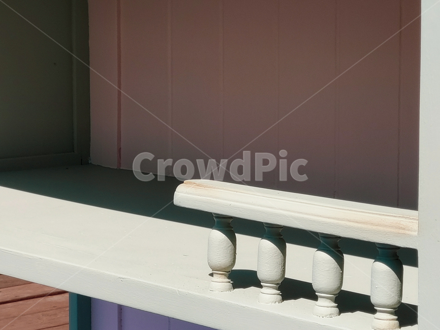 handrail,banister,난간,wood,나무,기둥,인테리어,빈티지,분위기,모던