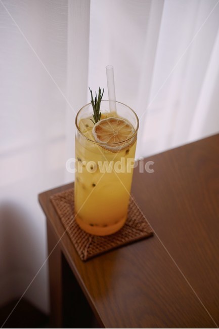 에이드,음료,노랑색,옐로우,디저트,카페,음료수,drink,beverage,커피,카페,coffee,cafe