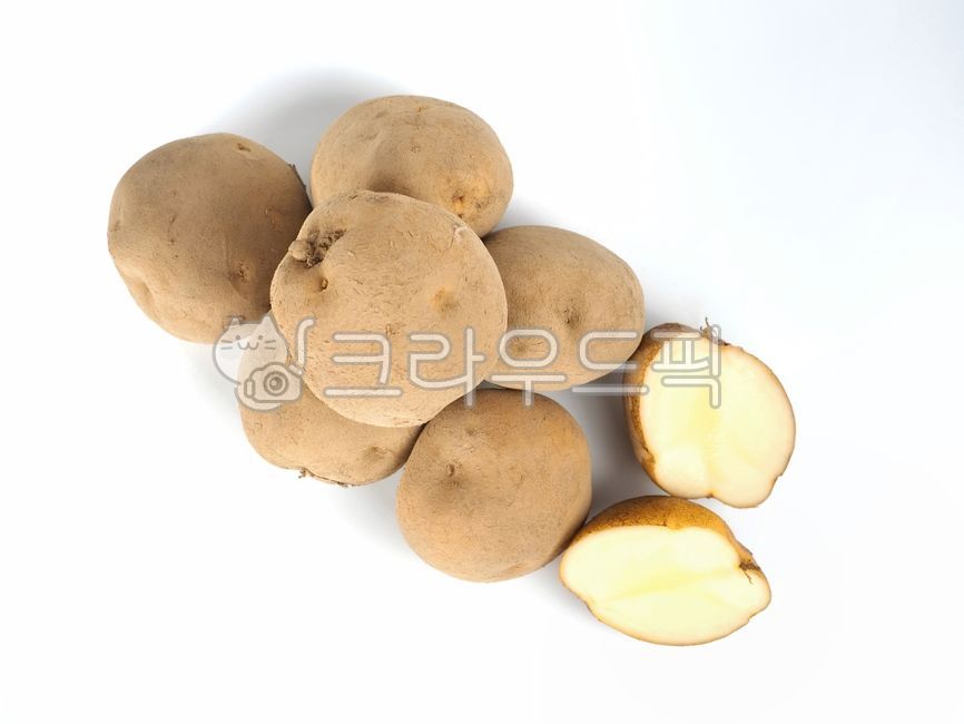 감자,찐감자,삶은감자,제철음식,햇감자,7월음식,여름음식,여름감자,누끼,감자누끼,식재료,식자재,potato,생감자,강원도감자,요리,음식재료,푸드,food,음식,cook,야채,채소,흰배경