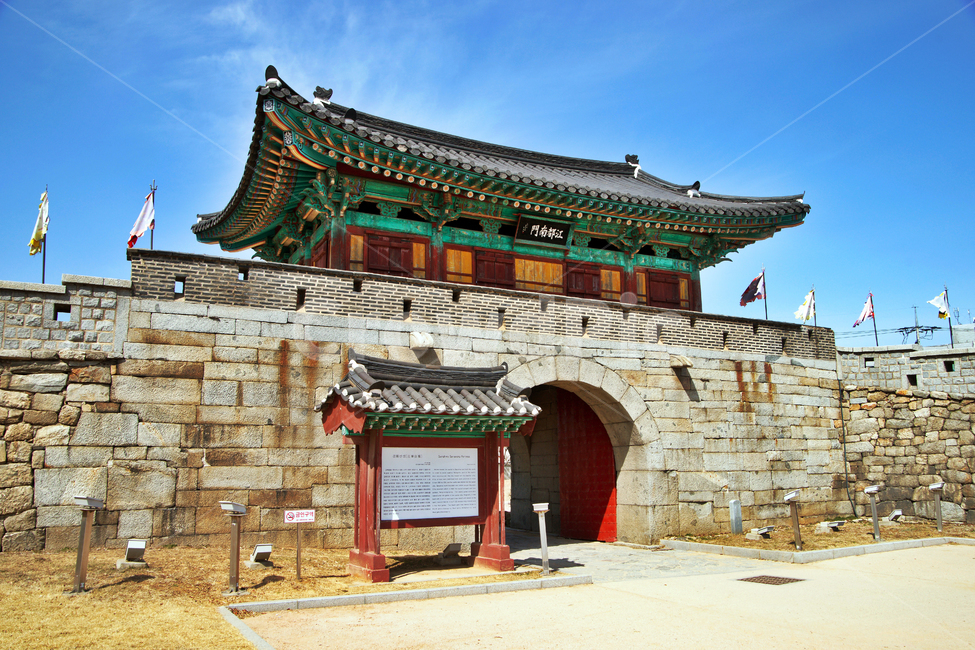 강화산성,남문,안파루,내성,강화도,1711년,고려궁성곽길,한국전통,한국문화,korean traditional,korean culture,건축물,건물외관,exterior,building,structure,architecture,construction