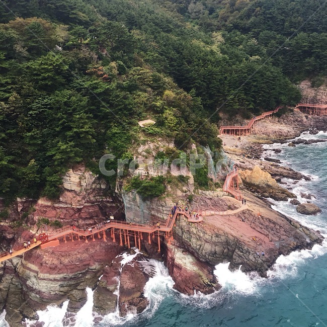 바다,다리,산,자연,파도,자연,풍경,nature,landscape,promontory,곶,outdoors,옥외,cliff,낭떠러지