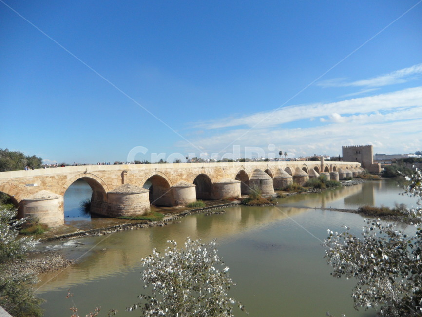 스페인,코르도바,로마교,강,유럽,spain,cordoba,puenteromano,river,europe,architecture,건축물,다리,bridge