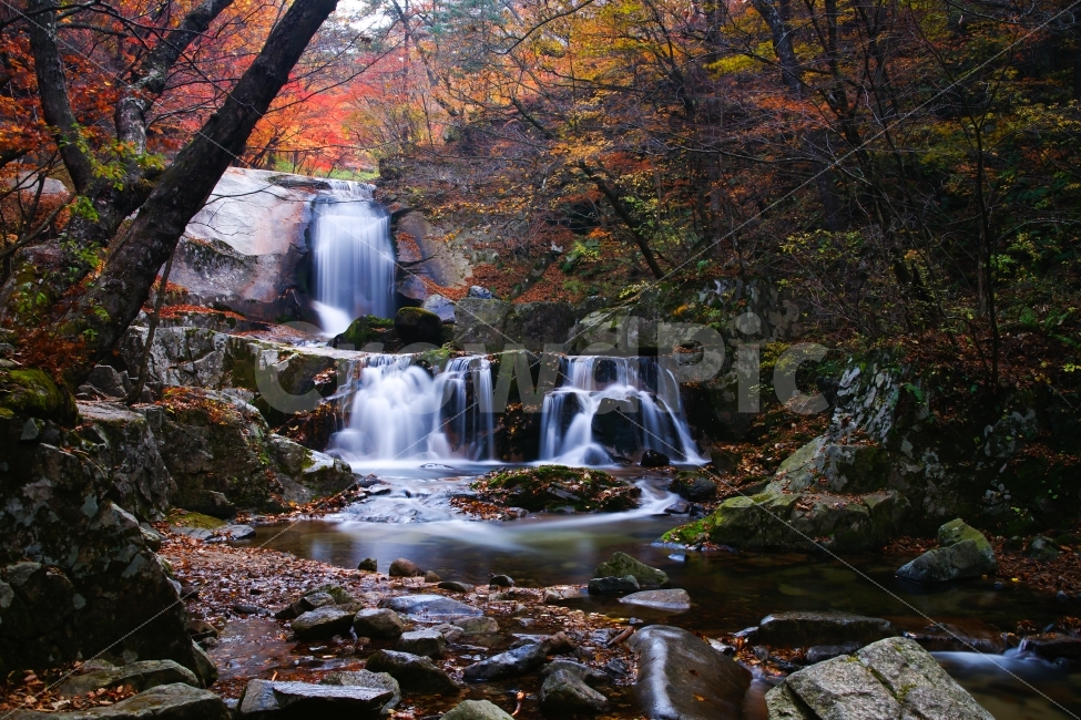 방태산,2단폭포,가을,폭포,바위,단풍,계곡,만추,은사계류,자연,풍경,nature,landscape,가을,계절,fall,autumn,season,water,물,outdoors,옥외,river,강