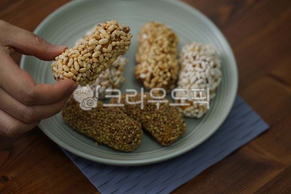 한과,과자,한국식,음식,먹거리,주전부리,간식,접시,food