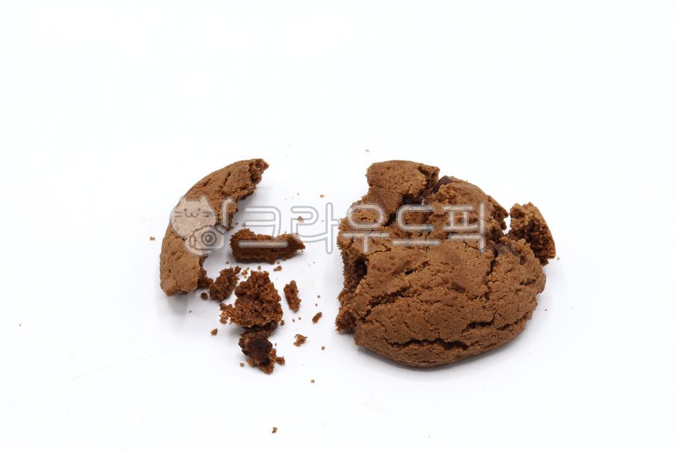 Nukki,cookie,chocolate chips,snack,cook,Chocolate Cookie,white background,brown,food,dessert,Choco,biscuit,cooking,Chocolate snacks