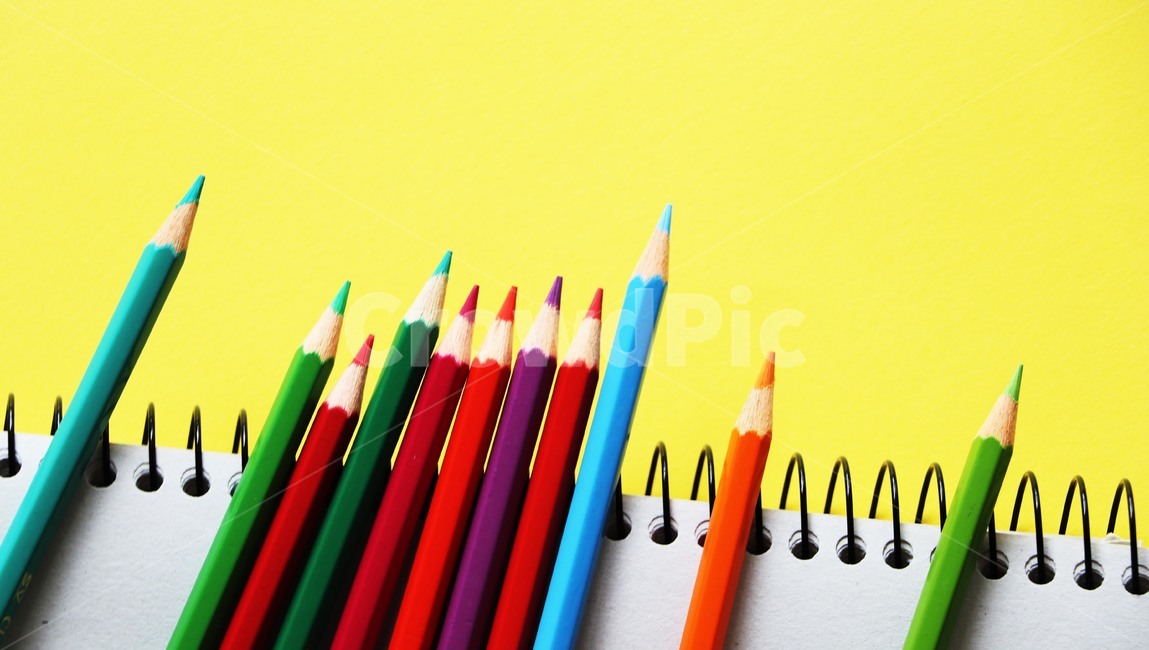 pencil,연필,색연필,노트와색연필,알록달록,학용품,문구류,사무용품,school supplies,stationery,office supplies