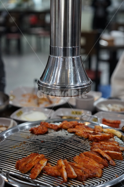 고기,육류,불판,고깃집,닭갈비,숯불닭갈비,숯불,음식,한식,음식,식재료,요리,food,cook,meal,dishes,food reserves,육류,고기,meat