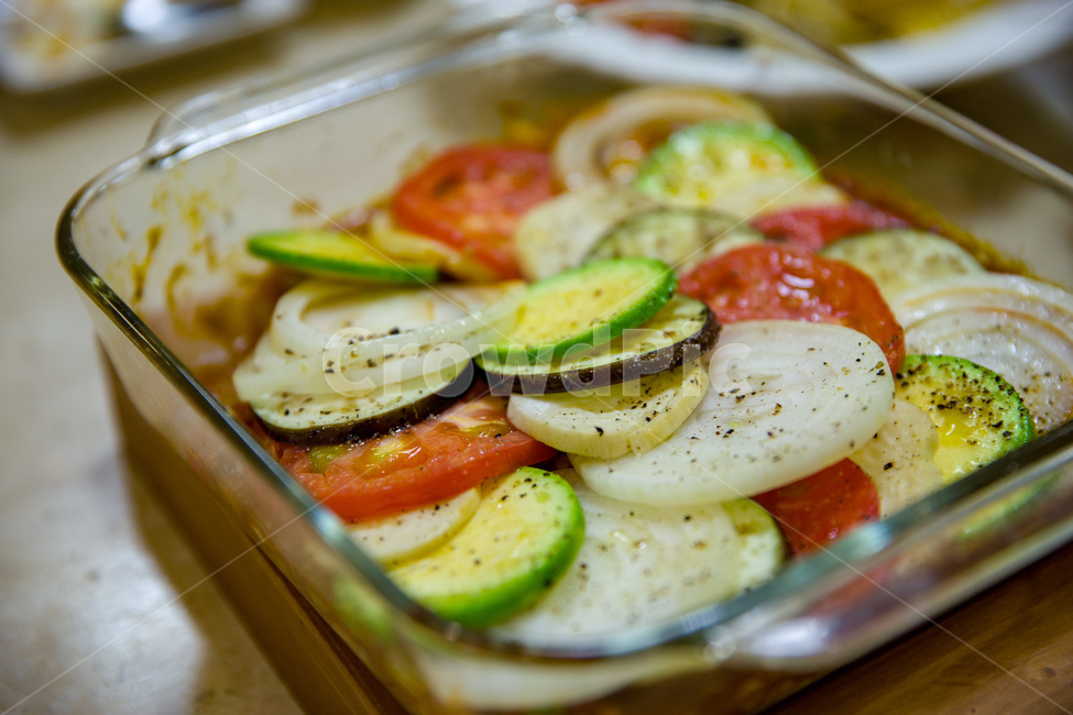 appetizer,cooking,delicious,diet,dinner,dish,food,fresh,gourmet,green,grilled,healthy,lunch,meal,meat,organic,pepper,plate,ratatouille,red,restaurant,salad,sauce,tasty,tomato,vegetable,white,라따뚜이,가지,양파,토마토,애호박,요리,쿠킹클래스,쿠킹,스페인요리,스페인,유럽요리,음식,식재료,요리,food,cook,meal,dishes,food reserves