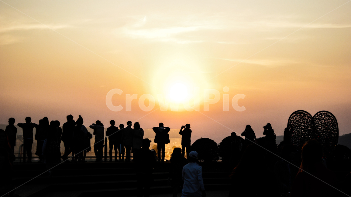일몰,역광,따뜻함,군중,추억,사람들,대중,군중,other people,crowd,인물실루엣,사람실루엣,character silhouette,human silhouette,human,인간,person,사람,silhouette,실루엣