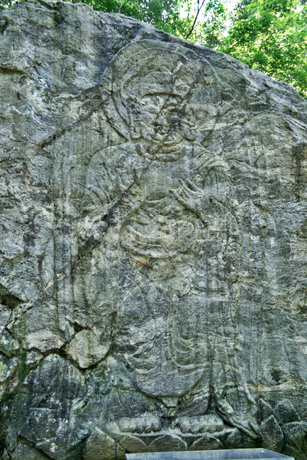 마애여래입상,석남사,신라말,고려초,양각,서운산,설법인,마애불,암벽,유형문화재,조각상,동상,석상,조형물,statue,bronze statue,stone statue,종교,신앙,religion,belief,faith