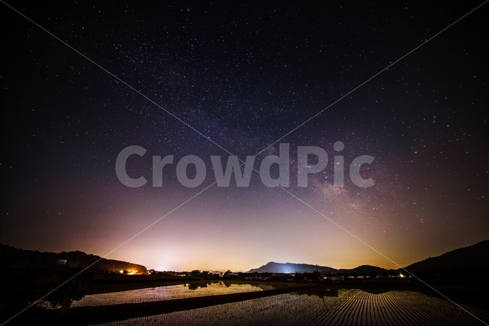 밤,밤하늘,별,은하수,night,nightscape,milkyway,star,감성,야경,감성사진,자연,풍경,nature,landscape,야경,밤,nightscape,night,시골,마을,country,rural,town,색깔,색상,색채,색감,color sense,color sensitivity,feeling of color,outdoors,옥외