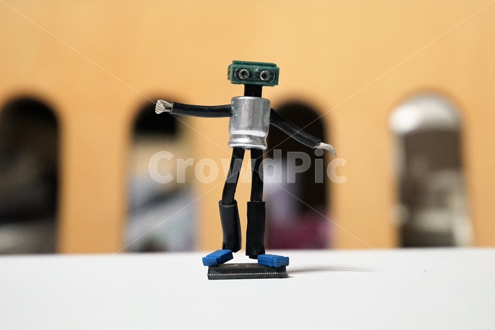 인형,콘덴서,캡,컴퓨터부품,doll,condenser,cap,diy,자작,재활용,recycling,miniature,로봇,취미생활,만들기,조각상,동상,석상,조형물,statue,bronze statue,stone statue,사물,물건,오브젝트,thing,object,matter