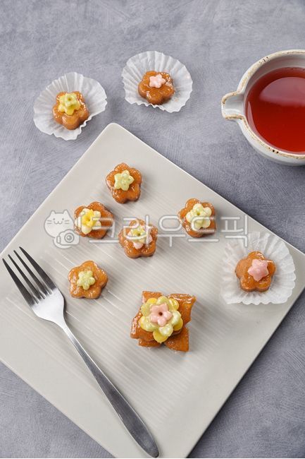 약과,과자,디저트,간식,전통과자,전통디저트,전통간식,명절음식,음식,푸드,플레이팅,food,dessert,snack,traditionalfood,traditionalsnack,traditionaldessert