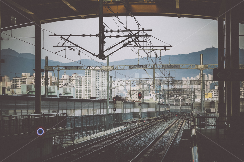 열차,기차,플랫폼,전철,철길,railroad,동래역,기찻길,교통,교통수단,traffic,transportation