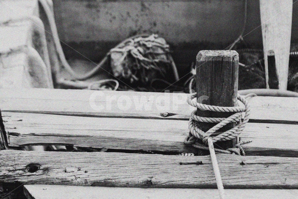 흑백,흑백사진,밧줄,나무,질감,묶여있다,항구,정박,blakcandwhite,rope,texture,port,목재,lumber,timber,흑백,모노톤,monochrome,black and white