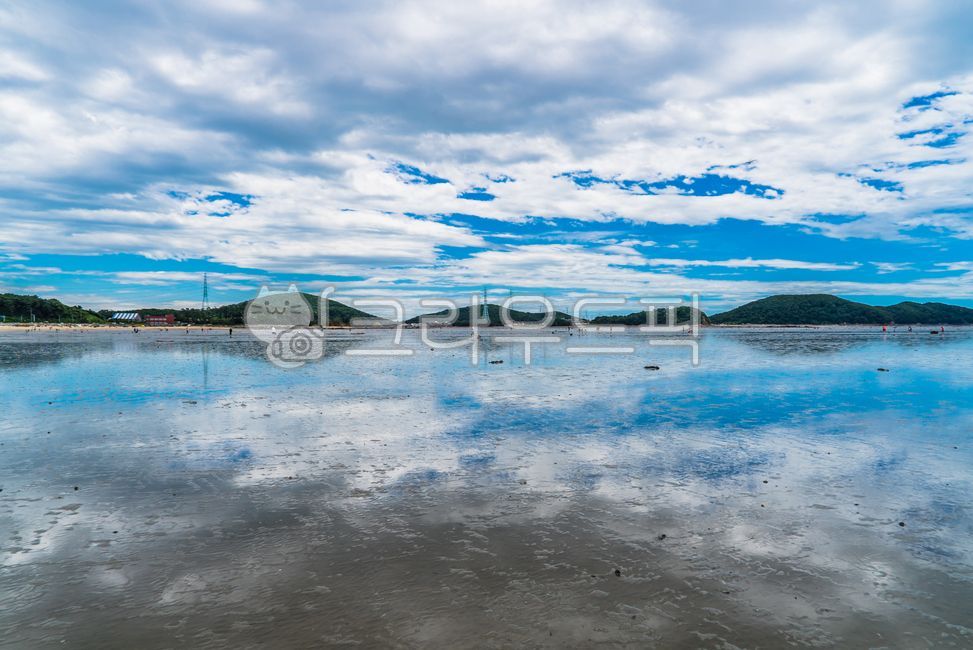 해수욕장,갯벌,파란하늘,대부도,구름,지평선,서해안,nature,weather,자연,outdoors,날씨,sky,하늘,자연,풍경,nature,landscape