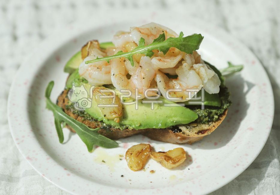 아보카도,아보카토토스트,아보카도샌드위치,아보카도요리,샌드위치,아보카도새우샌드위치,요리,홈카페