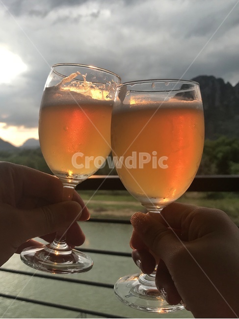 glass,유리,beer,맥주,drink,음주,beverage,마실것,alcohol,알코올