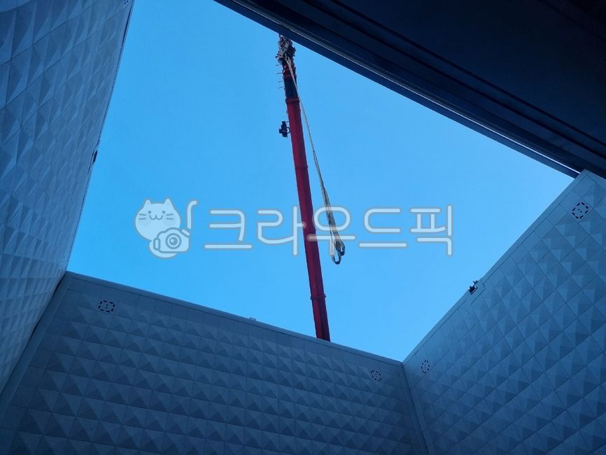 steel,liftingrope,japanesekusari,ring,chains,rope,industrial site,craneline,slingbelt,hoist,building,construction crane,wirerope,industrialsite,hook,loop,constructioncrane,crane rope,slingrope,crane,chain,hoscist,lifting hook,sling rope,construction site,