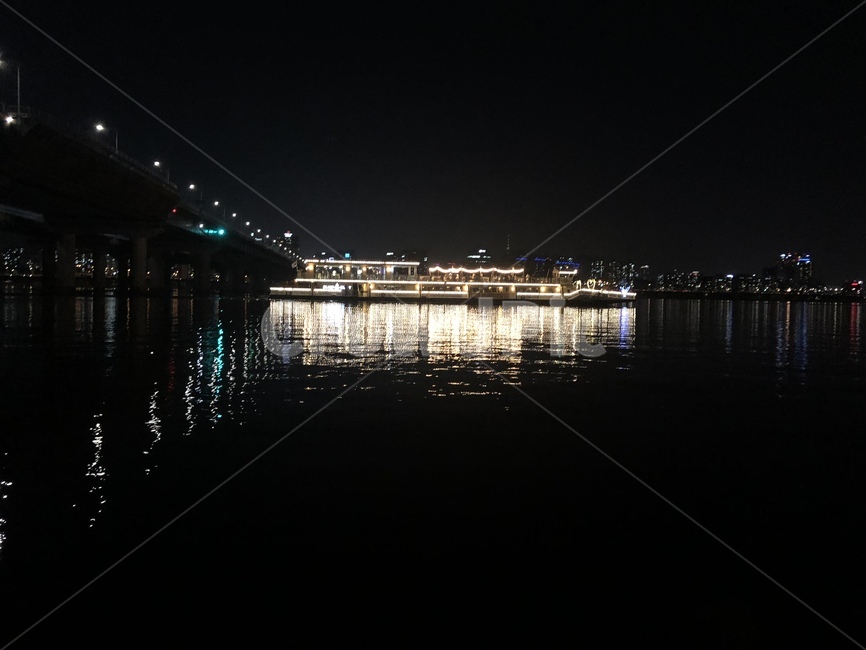 밤,유람선,한강,여의도,불빛,야경,밤,풍경,nightscape,night,landscape,water,물,waterfront,워터 프론트,pier,교각,port,포트