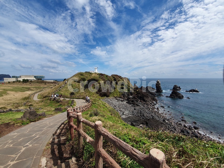 도로,자연,하늘,구름,바다,길,난간,sky,섭지코지,제주도,jeju,jeju island