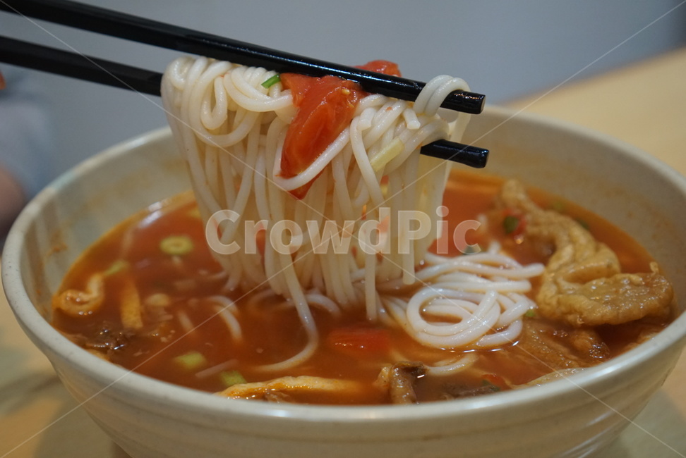 국수,토마토국수,매운국수,delicious,식사,음식,요리,한식,건강식,아침식사,점심식사,저녁식사,food,dish,cooking,혼밥,noodle,홍콩,동남아,맛집