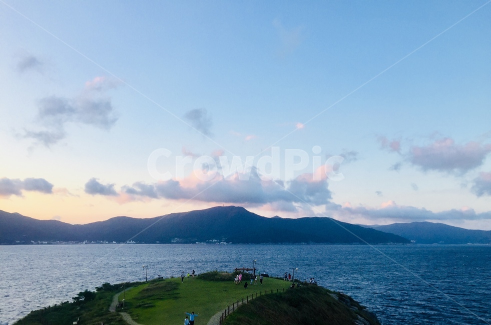 nature,자연,해안선,땅,옥외,물,바다,대양,연안,outdoors,land,shoreline,water,sea,ocean,coast,구름,섬,바깥,풍경,자연,풍경,nature,landscape