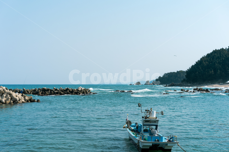 해변,바다,sea,beach,감성사진,배,ship,파도,랜드스케이프,landscape,자연,산업,industry,industrial,어업,fishery,fishing industry