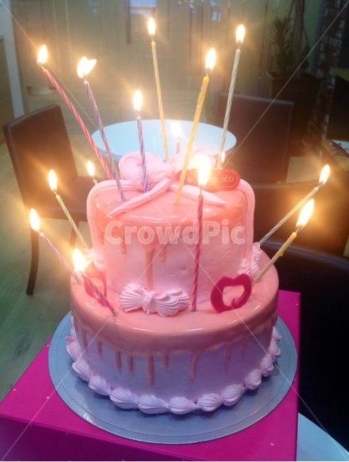 케이크,생일케이크,생일,party,food,음식,cake,dessert,디저트,기념일,축하,anniversary,congratulation,celebrate,celebration