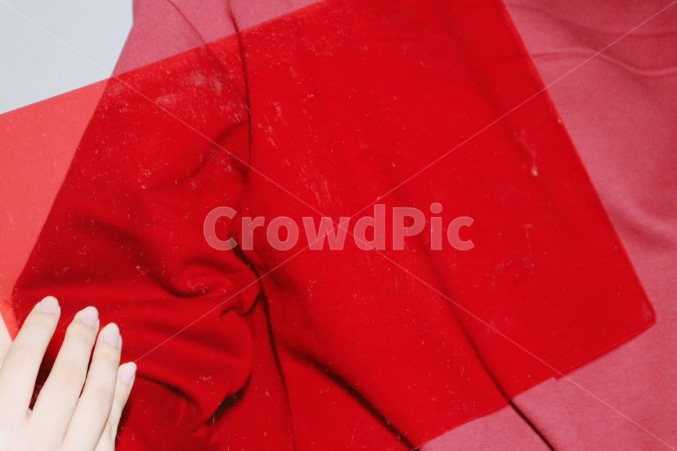 clothing,의류,apparel,의복,빨강,red,hand,손,빨간색