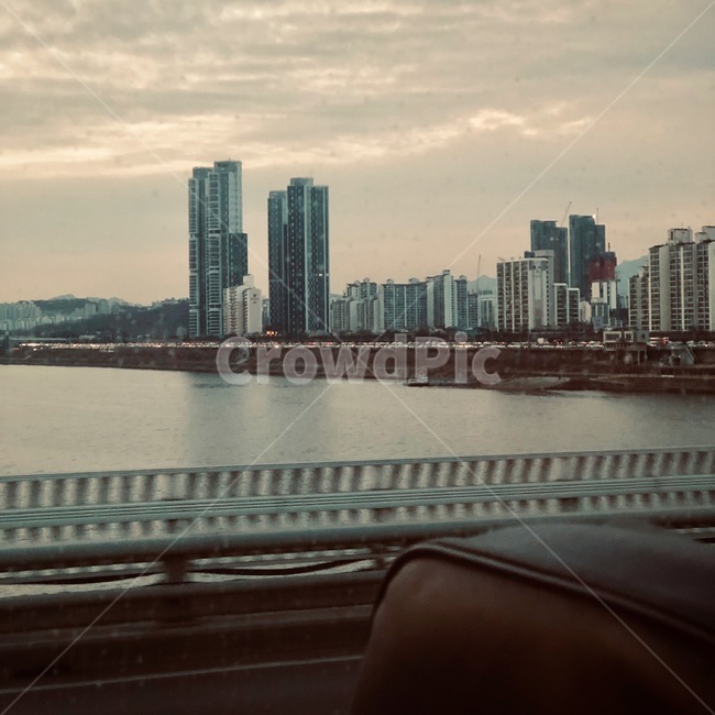 레트로,감성,도시,강,아련