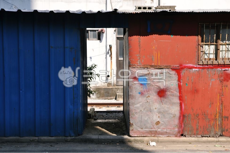 roof,Gunsan,color steel plate,Red,steel plate,blue,vintage,background,Railroad village,Emotion,wall,slate