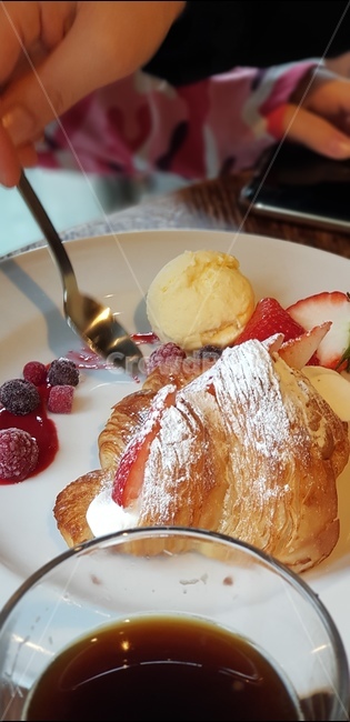 빵,브런치,커피,간식,브레드