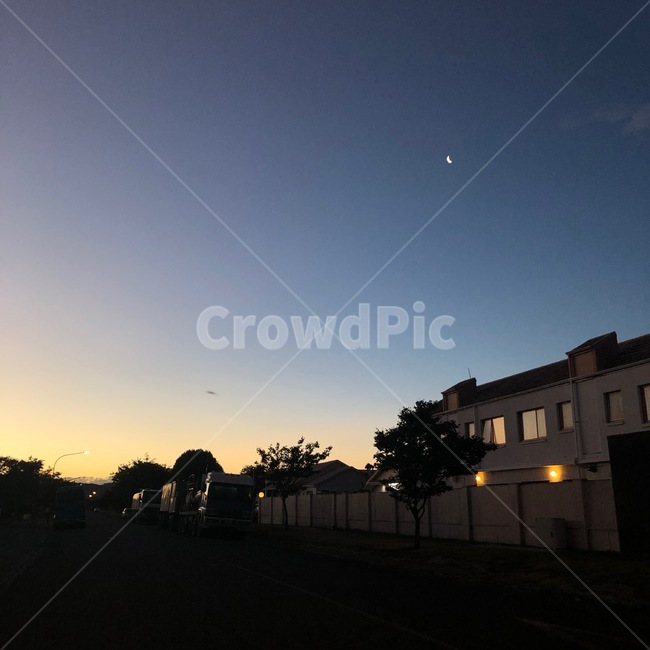 뉴질랜드,로터루아,저녁,달,newzealand,moon,sky,afternoon,야경,밤,풍경,nightscape,night,landscape,nature,자연,outdoors,옥외,flare,플레어,light,빛
