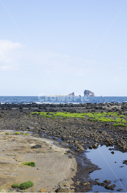 제주도,바다,풍경,형제의섬,하늘,자연,자연,풍경,nature,landscape,한국자연풍경,한국자연경관,korea nature landscape,제주도,jeju,jeju island,dirt road,흙길,gravel,자갈,road,도로,ground,바닥