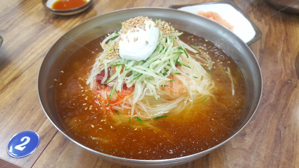 밀면,여름,음식,요리,시장,food,meal,cook,음식,식재료,요리,food,cook,meal,dishes,food reserves,면류,면요리,noodles,한식,한국음식,한국요리,korean food,korean dishes,korean meal,korean cook