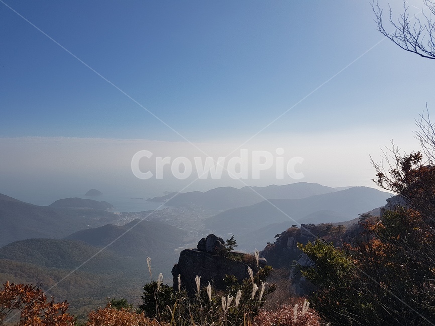 풍경,자연,바다,남해,보리암,남해군,namhea,sea,푸른바다,푸른하늘,능선,파노라마,panorama,전망,보리암전망,남해전망,sky,blue,푸르다,푸른,가을,autumn,fall,계절