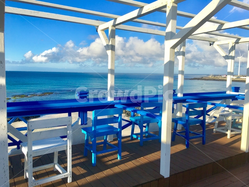 카페,테라스,바다,풍경,cafeterrace,sea,oceanview,cafe,terrace,카페테라스,흰색,파랑,구름,하늘,white,blue,cloud,sky,인테리어,실내디자인,interior design